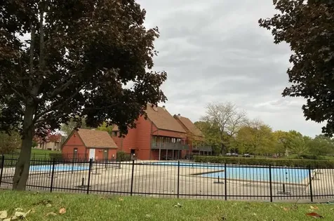 1336 Fairfax Lane Buffalo Grove IL 60089