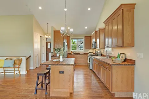 40491 North South Newport Drive Antioch IL 60002
