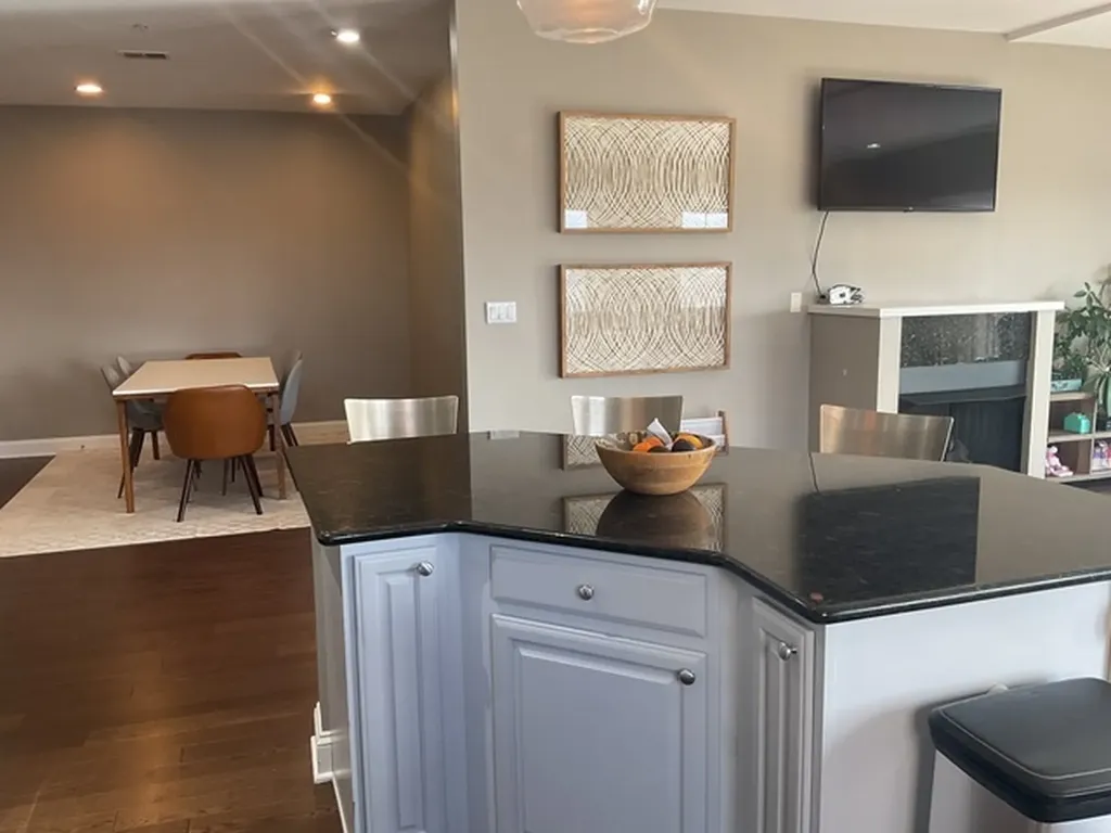 4953 Oakton Street Skokie IL 60077