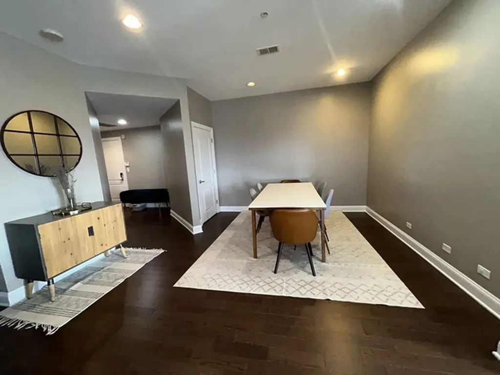 4953 Oakton Street Skokie IL 60077