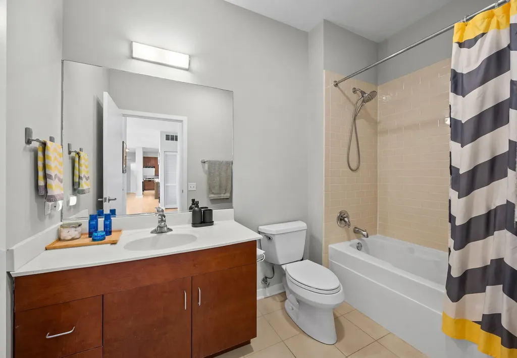 1155 West Roosevelt Road Chicago IL 60608