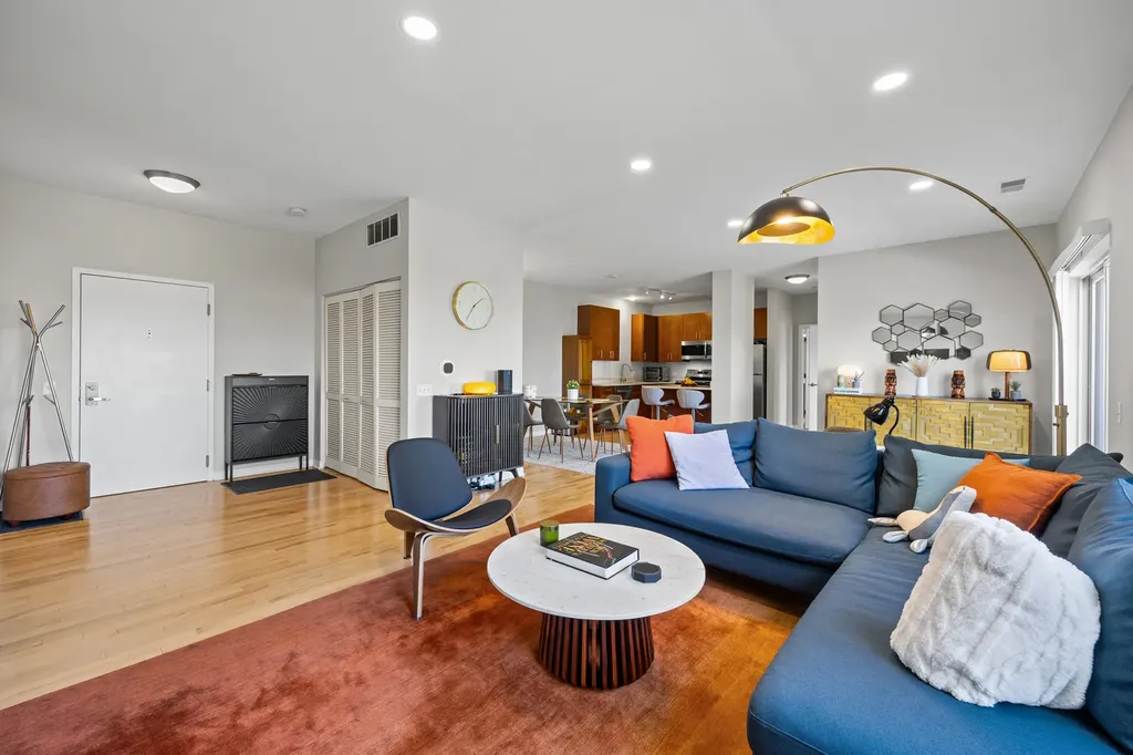 1155 West Roosevelt Road Chicago IL 60608