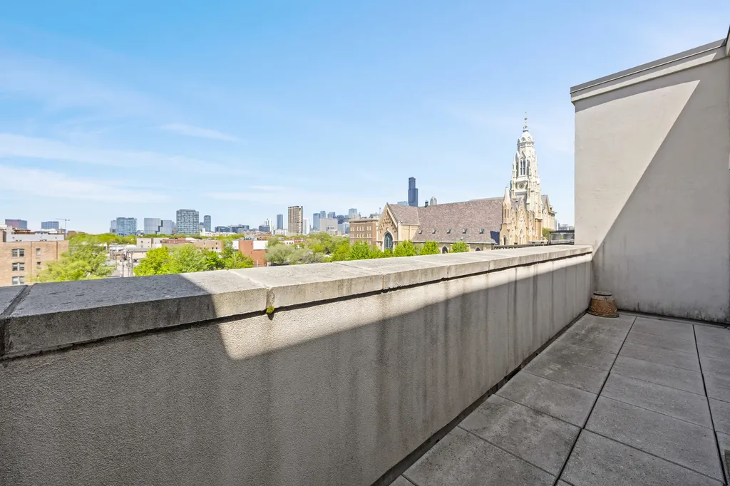 1155 West Roosevelt Road Chicago IL 60608