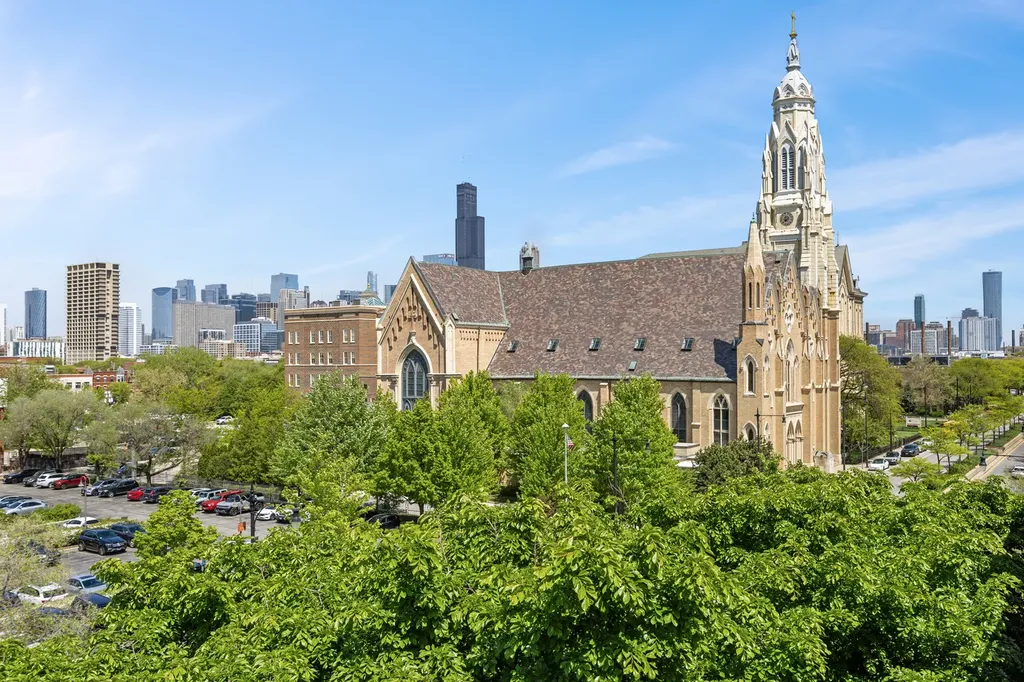 1155 West Roosevelt Road Chicago IL 60608