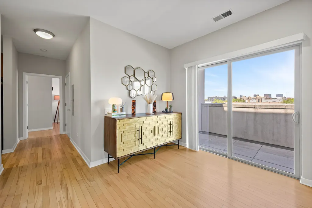 1155 West Roosevelt Road Chicago IL 60608