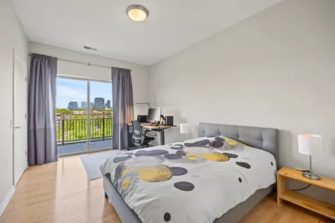 1155 West Roosevelt Road Chicago IL 60608