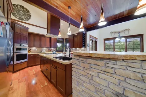 6871 Montague Road Rockford IL 61102