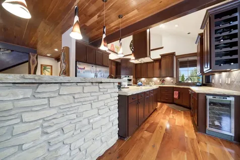 6871 Montague Road Rockford IL 61102