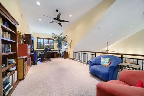 6871 Montague Road Rockford IL 61102