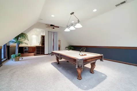 6871 Montague Road Rockford IL 61102