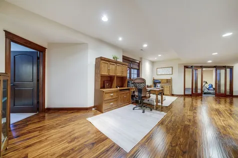 6871 Montague Road Rockford IL 61102