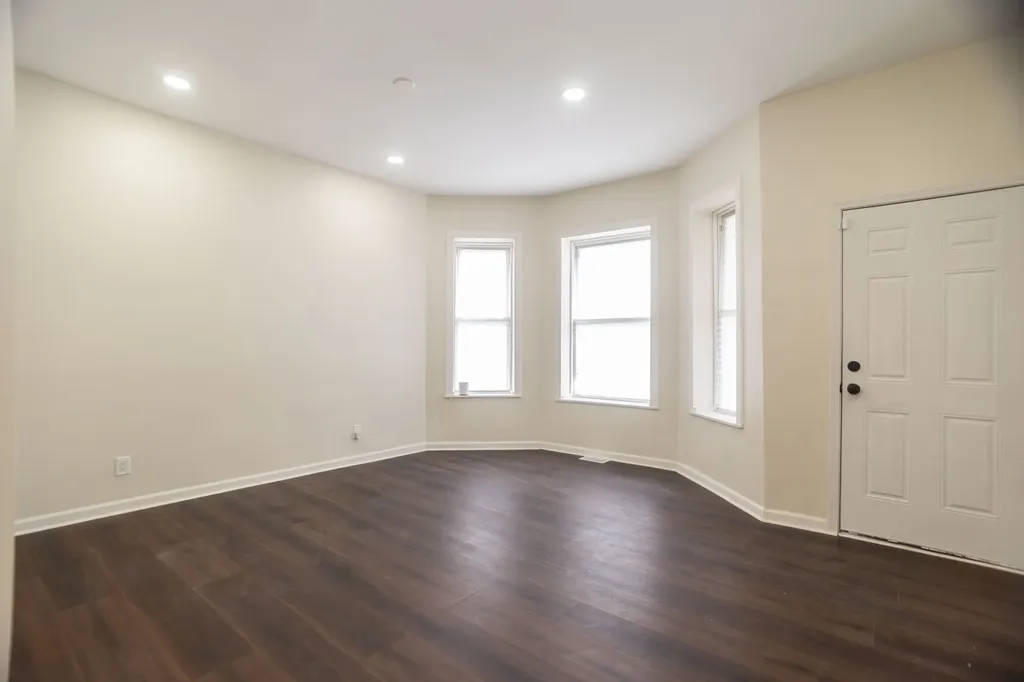 1141 South Saint Louis Avenue Chicago IL 60624