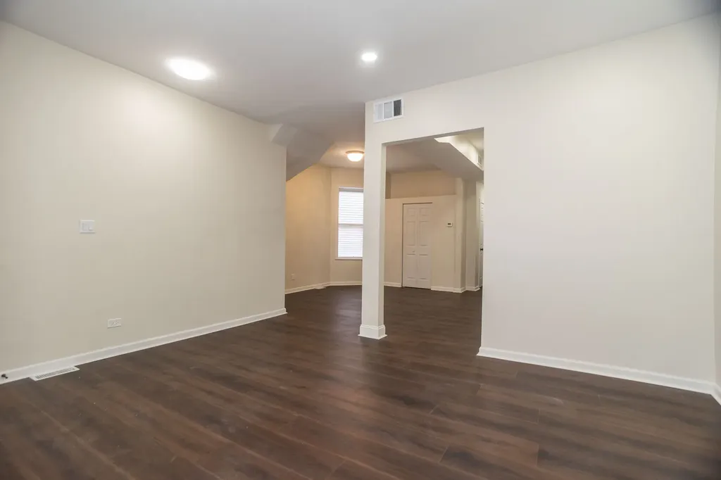 1141 South Saint Louis Avenue Chicago IL 60624