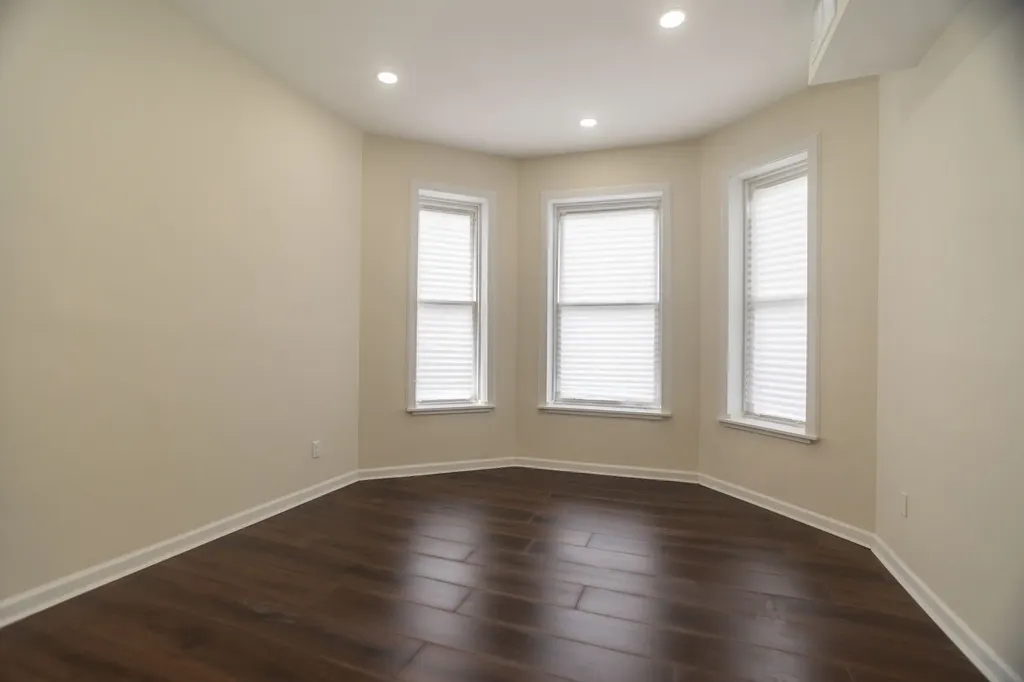 1141 South Saint Louis Avenue Chicago IL 60624