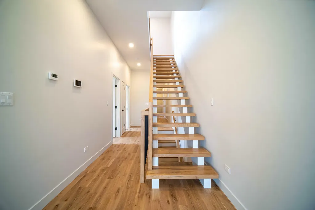 4208 South Calumet Avenue Chicago IL 60653