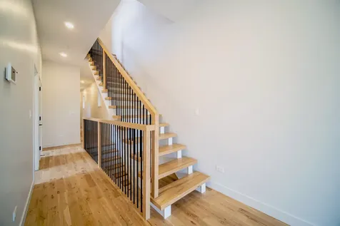4208 South Calumet Avenue Chicago IL 60653