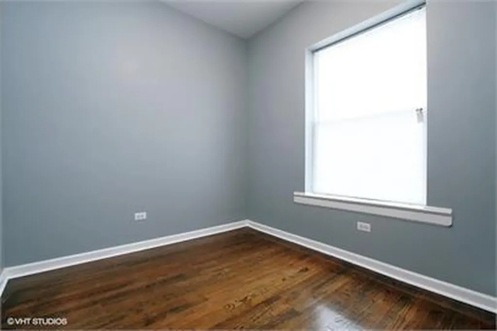 8025 South Ada Street Chicago IL 60620