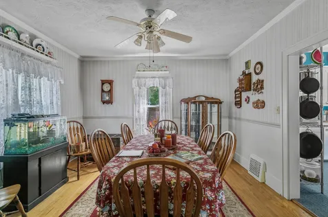 2826 8 1/2 Avenue Rock Island IL 61201