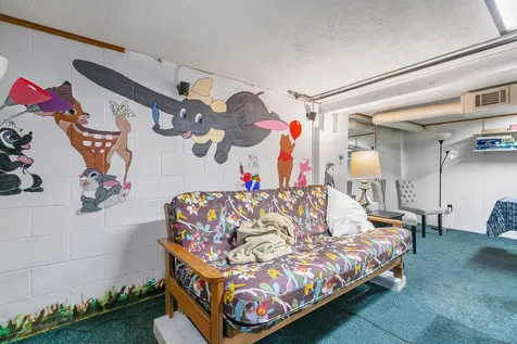 2826 8 1/2 Avenue Rock Island IL 61201