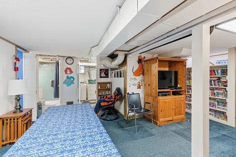 2826 8 1/2 Avenue Rock Island IL 61201