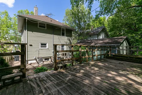 2826 8 1/2 Avenue Rock Island IL 61201