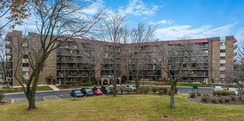 35 South Baybrook Drive Palatine IL 60074