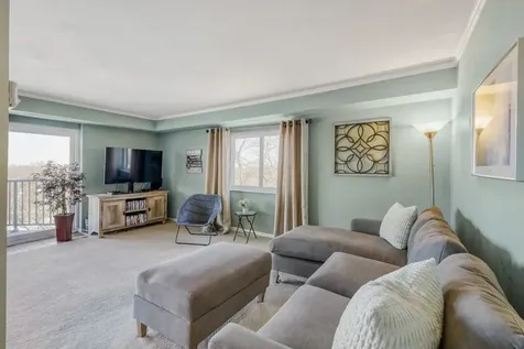 35 South Baybrook Drive Palatine IL 60074