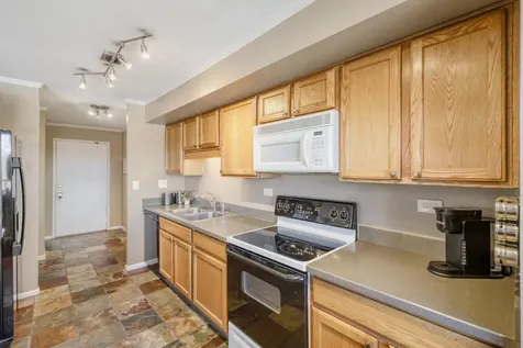 35 South Baybrook Drive Palatine IL 60074