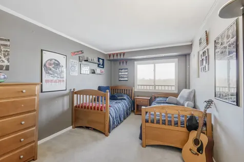 35 South Baybrook Drive Palatine IL 60074