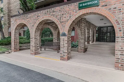 35 South Baybrook Drive Palatine IL 60074