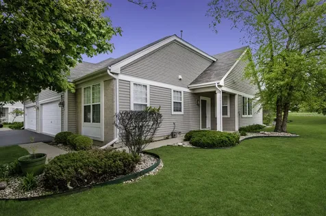 2216 Woodview Avenue Joliet IL 60431