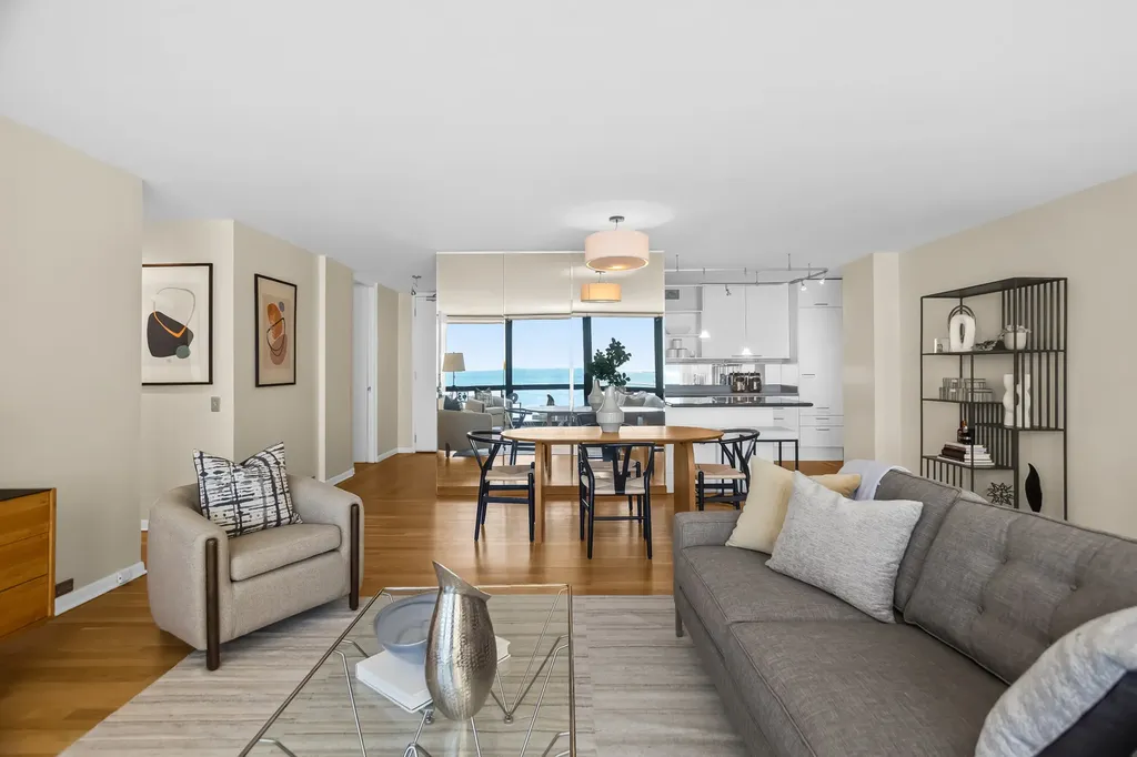 900 North Lake Shore Drive Chicago IL 60611