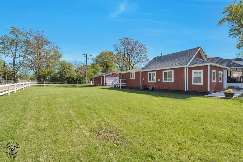 201 1/2 Reverend Walton Drive Lockport IL 60441