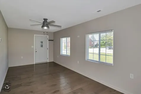 201 1/2 Reverend Walton Drive Lockport IL 60441