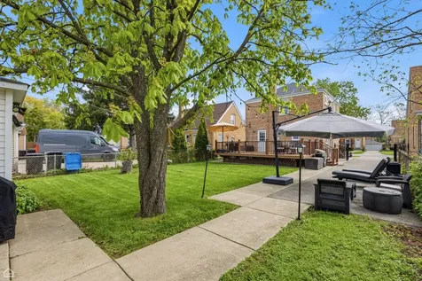 4834 North Mulligan Avenue Chicago IL 60630