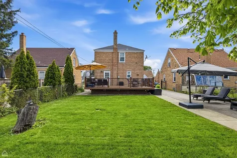 4834 North Mulligan Avenue Chicago IL 60630
