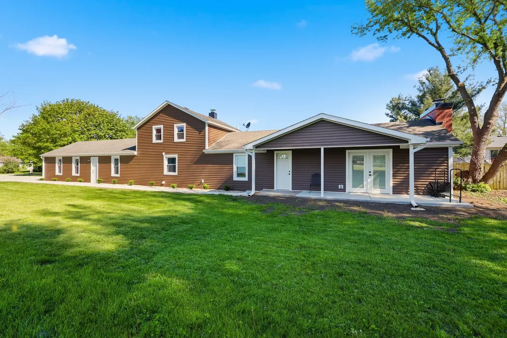 1107 North East Street Marengo IL 60152