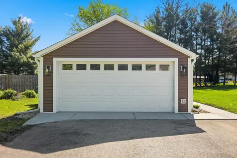 1107 North East Street Marengo IL 60152