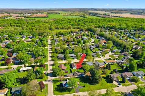 1107 North East Street Marengo IL 60152