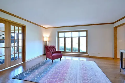 5681 River Park Drive Libertyville IL 60048
