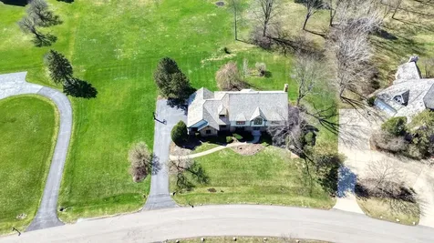 5681 River Park Drive Libertyville IL 60048
