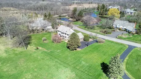 5681 River Park Drive Libertyville IL 60048