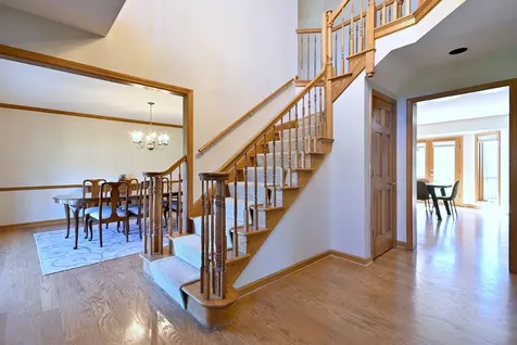 5681 River Park Drive Libertyville IL 60048