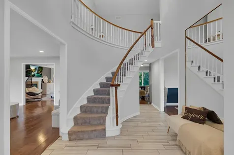 15 Devonshire Drive Oak Brook IL 60523