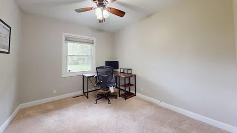 305 Cedar Court Streamwood IL 60107