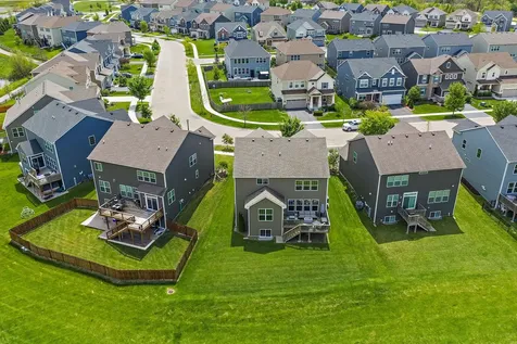 380 Hamilton Road St. Charles IL 60175