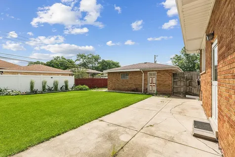 4432 West 100th Place Oak Lawn IL 60453