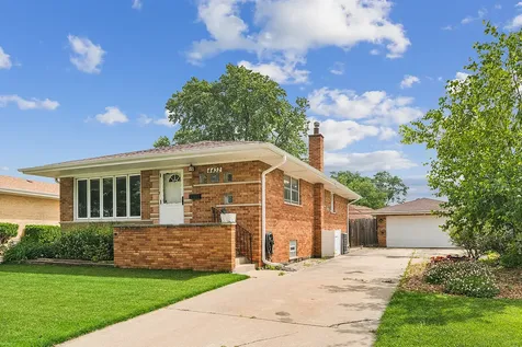 4432 West 100th Place Oak Lawn IL 60453