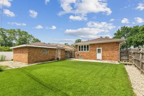 4432 West 100th Place Oak Lawn IL 60453