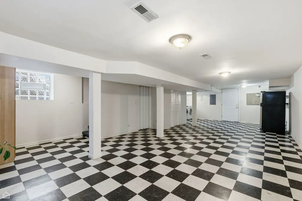 5401 South Maryland Avenue Chicago IL 60615